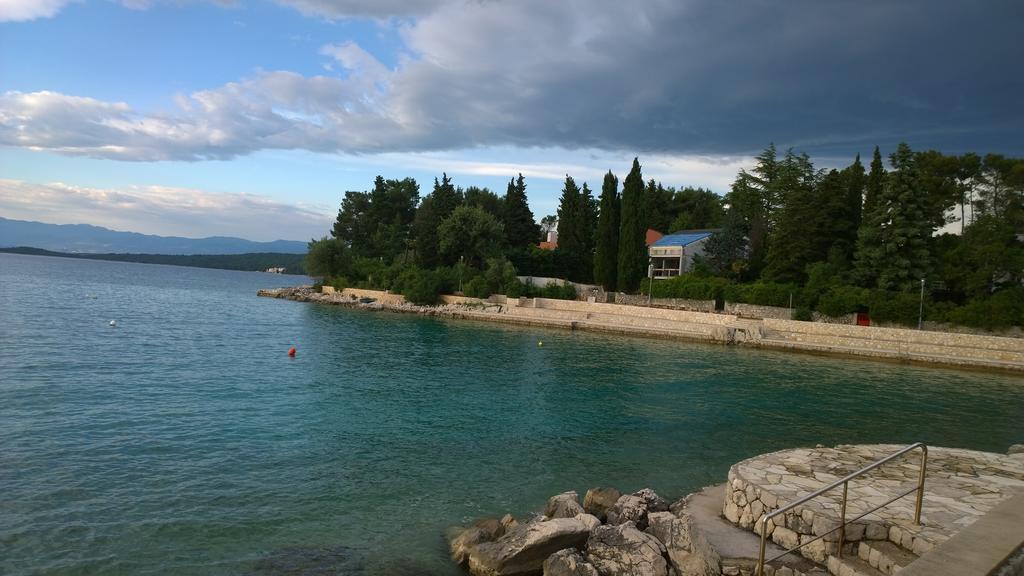 Holiday Home Momcilovic مالينسكا الغرفة الصورة