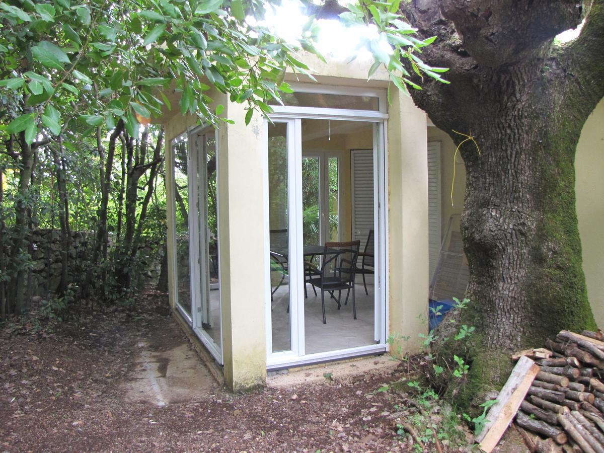 Holiday Home Momcilovic مالينسكا المظهر الخارجي الصورة